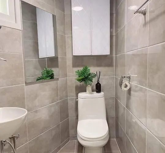 Itaewon House 5 Min From Noksapyeong Stn * Seul
